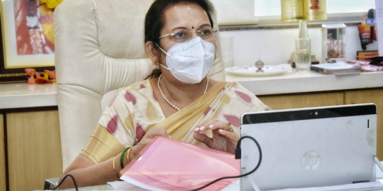 असंघटित क्षेत्रातील कामगारांच्या कल्याणासाठी त्यांची नोंदणी करण्यास प्राधान्य द्यावे – उपसभापती डॉ.नीलम गोऱ्हे