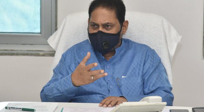 रेणापूर सुधा जलसिंचन प्रकल्पाची उंची वाढविण्यास मान्यता – पालकमंत्री अशोक चव्हाण यांच्या पाठपुराव्याला यश