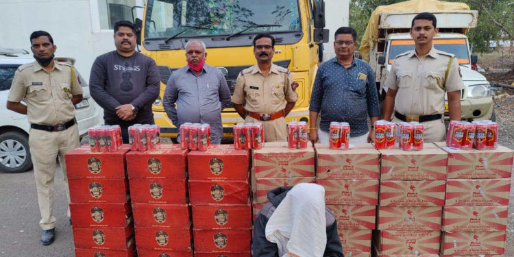 राज्य उत्पादन शुल्कच्या छाप्यात शहादा येथे अवैध बिअरसह मुद्देमाल जप्त