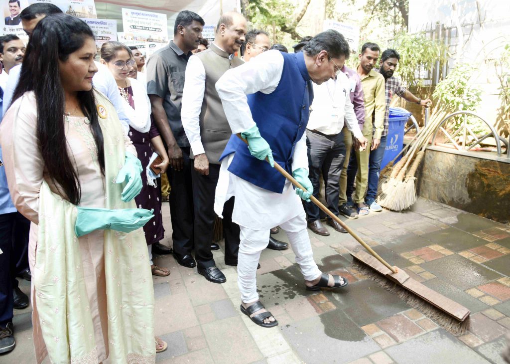 लोकसहभागाच्या माध्यमातून मुंबई भारतातील सर्वात सुंदर शहर बनविणार – पालकमंत्री दीपक केसरकर