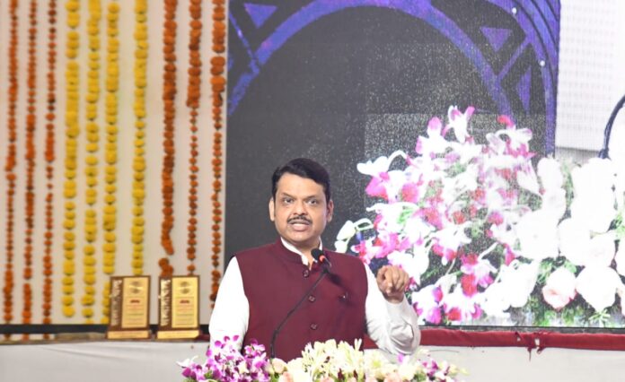 कृषी विद्यापीठांनी पिक उत्पादन वाढीसाठी कृत्रिम बुद्धिमत्ता वापराचे मॉडेल तयार करावे – मुख्यमंत्री देवेंद्र फडणवीस