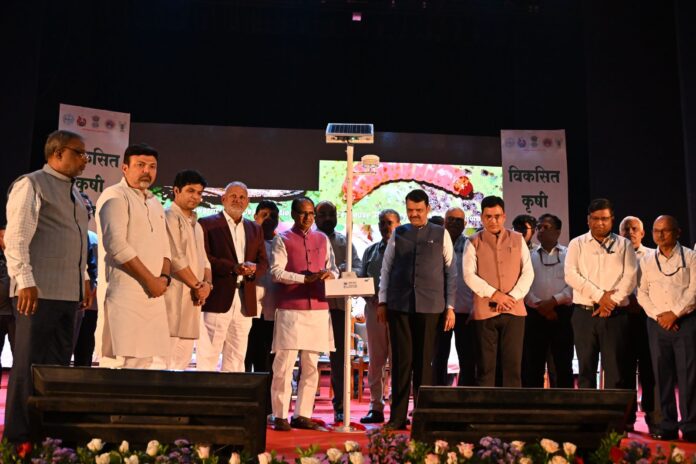 शेती व शेतकऱ्यांच्या भाग्योदयासाठी एक राष्ट्र - एक कृषी व एक टीम 8